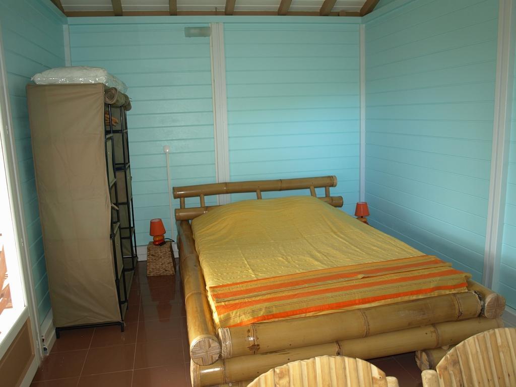 Coco D'Iles Apartment Terre-de-Bas Екстериор снимка