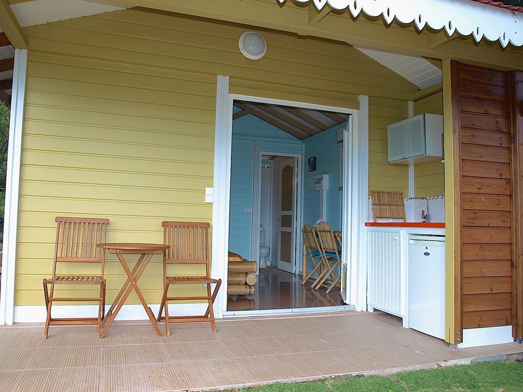 Coco D'Iles Apartment Terre-de-Bas Екстериор снимка
